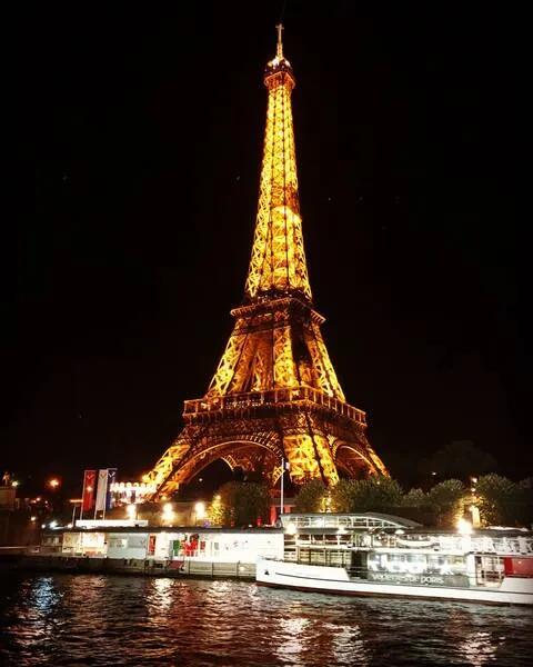 ⭐[평점4.9/여행의신]파리야경_낭만투어｜소규모｜센강 영화산책 #노트르담#에펠탑#핸드폰스냅