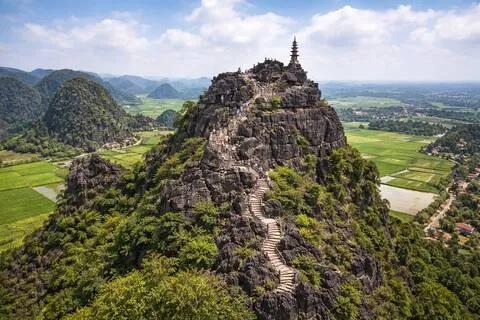 닌빈 당일 투어 - 항무아,짱안(땀꼭),바이딘(호아루) (리무진차량, 하노이 출발)