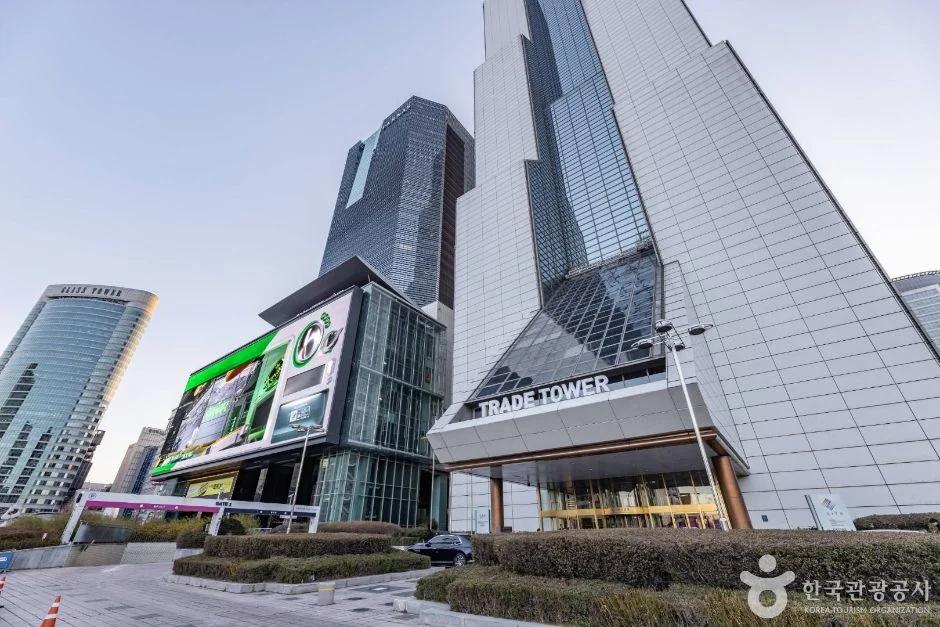 싸이 '강남스타일' 열풍의 주역?"... 강남구 영동대로에 위치한 국제 교류 및 한류 중심지