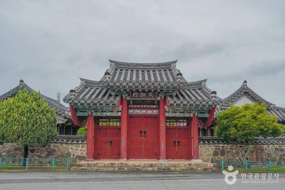 영암 구고사 및 김완장군부조묘, 전남 서호면 역사 유적 탐방 코스