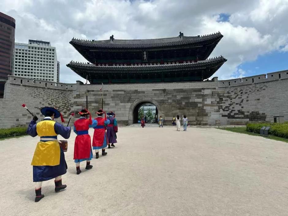 2026년 매일 볼 수 있다고?"... 1년간 서울특별시 중구에서 열리는 숭례문 파수의식