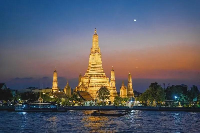 살라 라타나코신 방콕