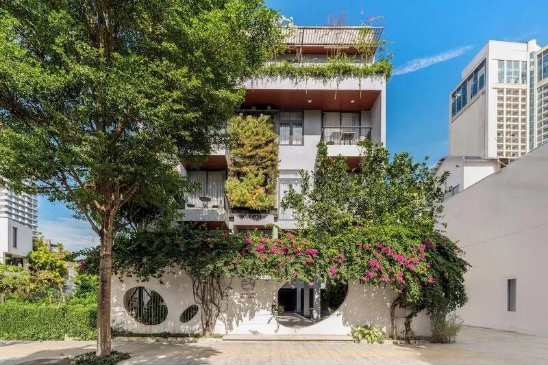 사나옌 빌라 & 레지던스