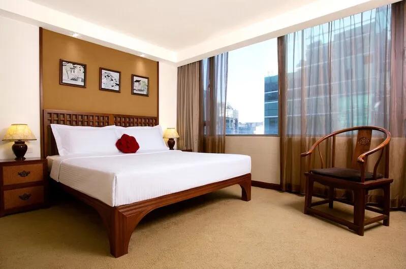 버터플라이 온 웰링턴, 센트럴