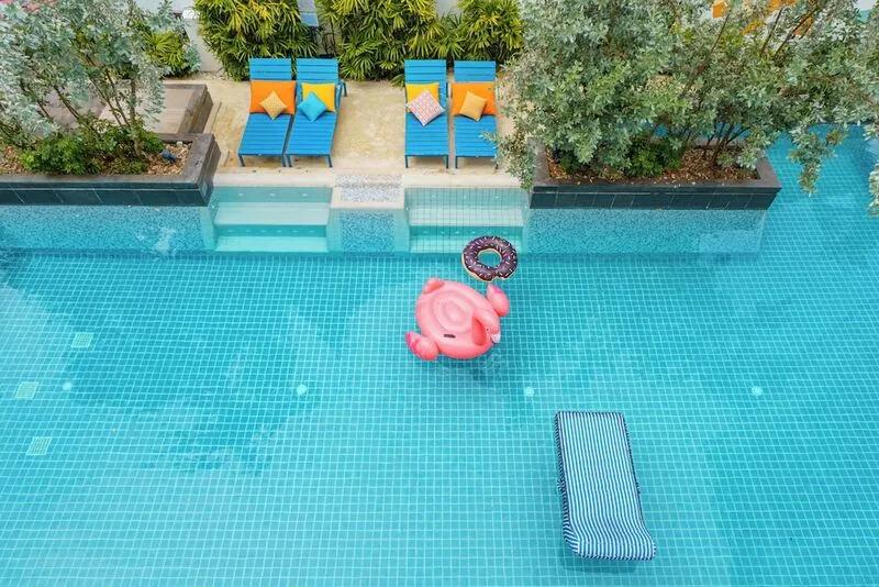 럽 디 푸켓 파통