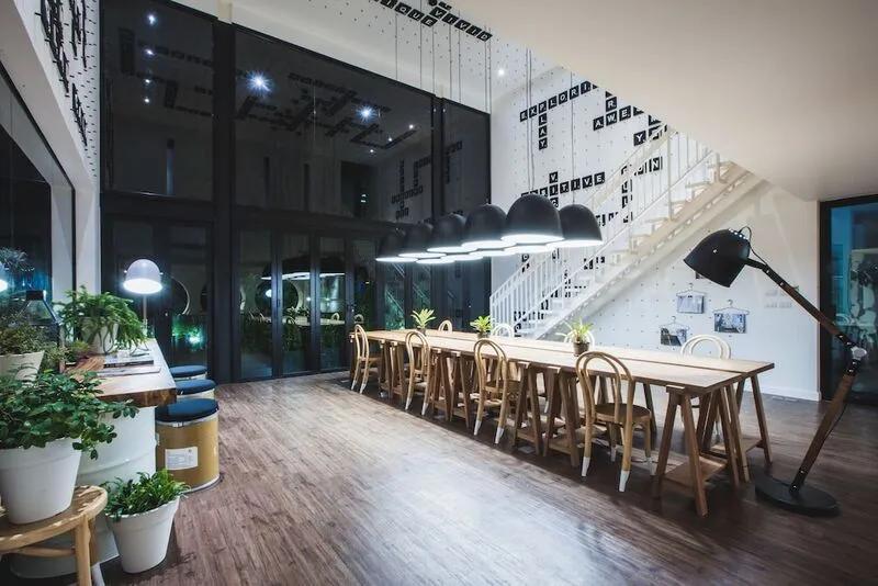 블루 몬키 허브 앤 호텔 푸켓