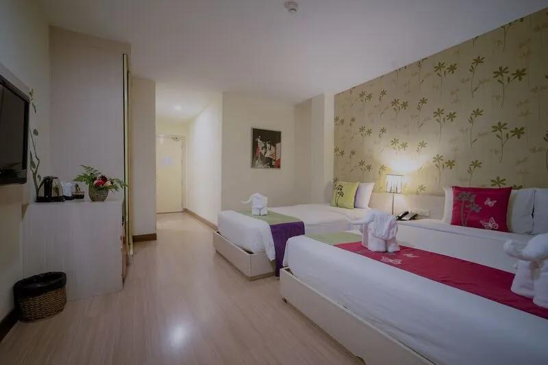 빌라 차차 카오산 람부뜨리