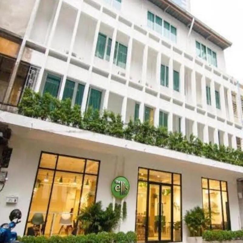 오스테이 아속 방콕