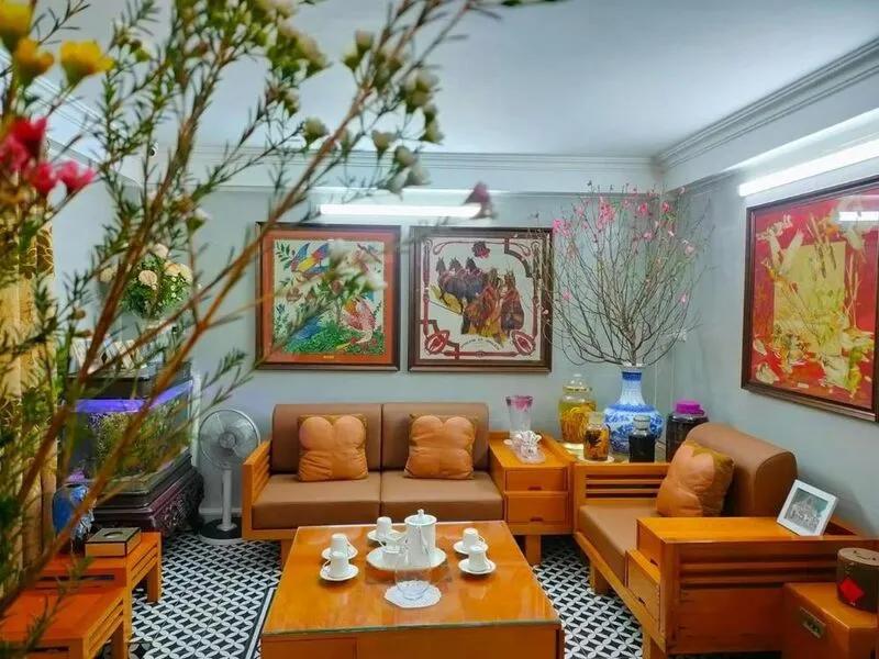 신솔레다드 냐 포 하노이 (437 홍하 스트리트)