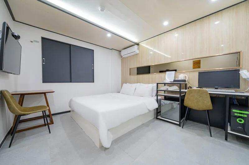 부산 광안리 HY리얼티 호텔