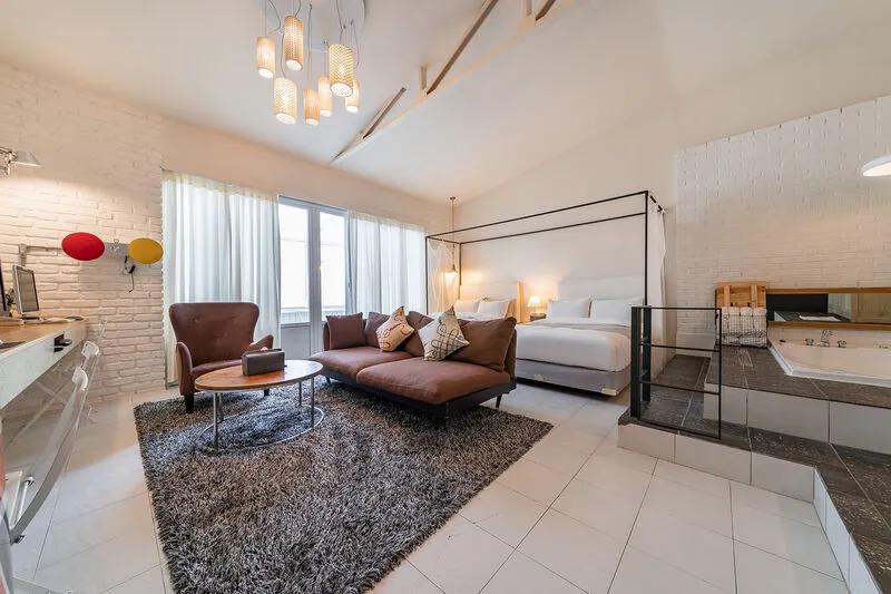 천호 AUGUST(8월)HOTEL