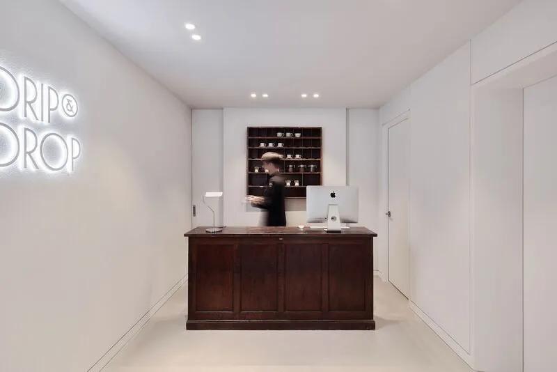 호텔 드립앤드롭, 명동