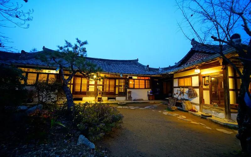 전주 한옥마을 이화원고택펜션
