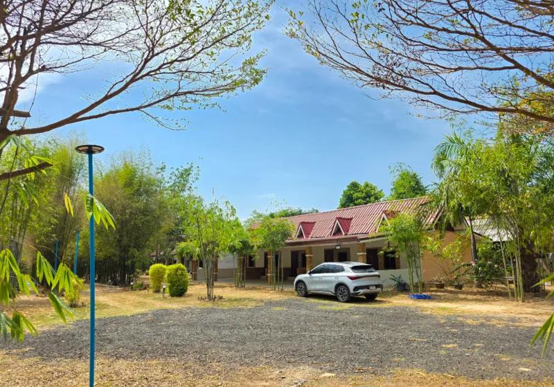 Bamboo Resort, Chong Mek