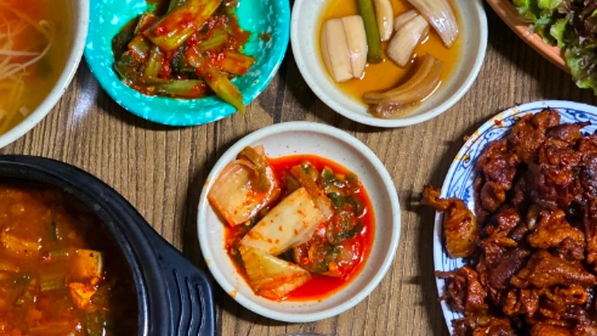 주문 할매밥 됩니까?"... 생생정보통 안동 50년 노포 연탄불고기 맛집 탐방