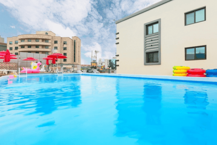 “완전 낭만 그 자체!”… 동해바다를 가까이 만날 수 있는 강원도 숙소 추천 Best 5