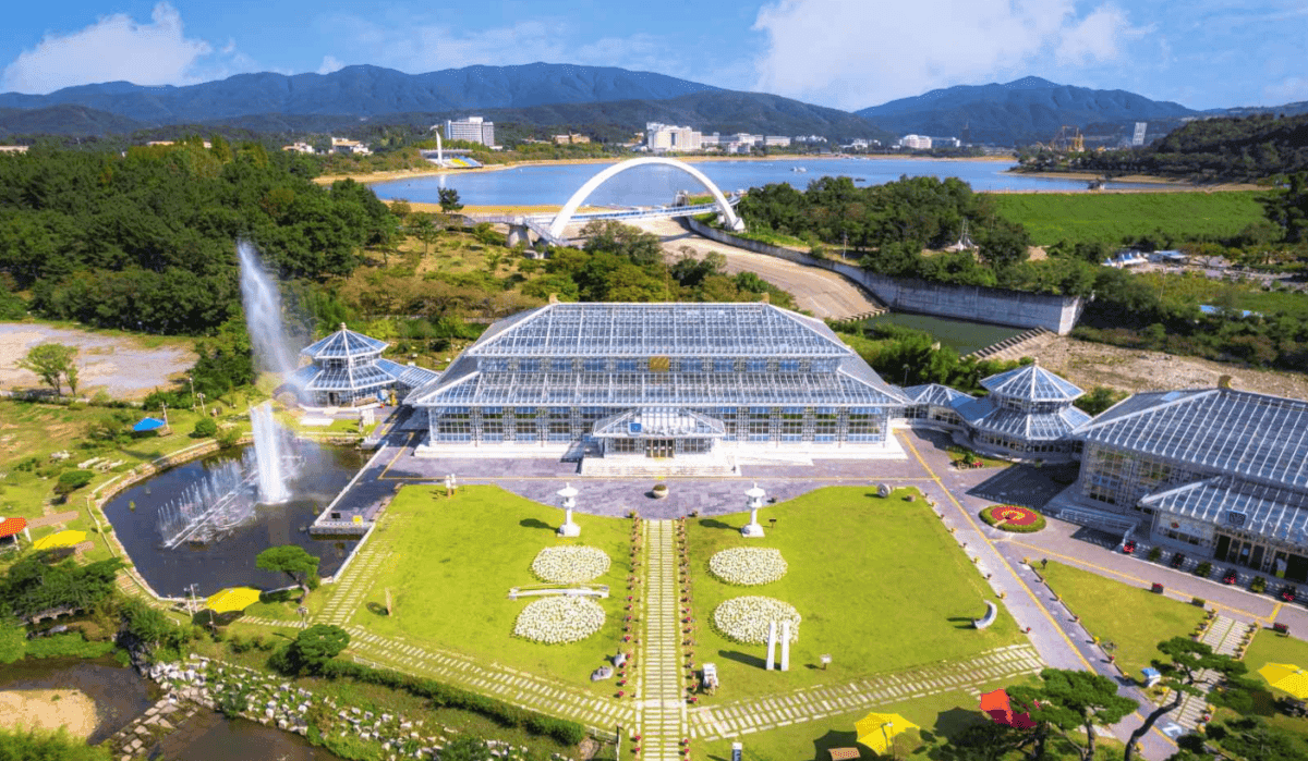 “놓치면 후회할걸?!”… 10월에 꼭 가봐야 할 국내 여행지 BEST 4 추천