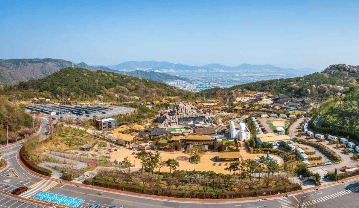 “빛의 축제!”… 김해에서 꼭 느껴봐야 할 감성 여행지