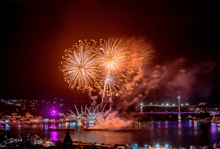 2024 여수 불꽃축제, 완벽 가이드: 명당부터 숙소까지!