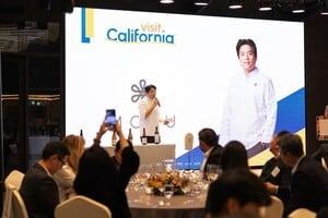 “여행업계의 숨은 영웅, ‘흑백 요리사’ 셰프 모시기 열풍!”