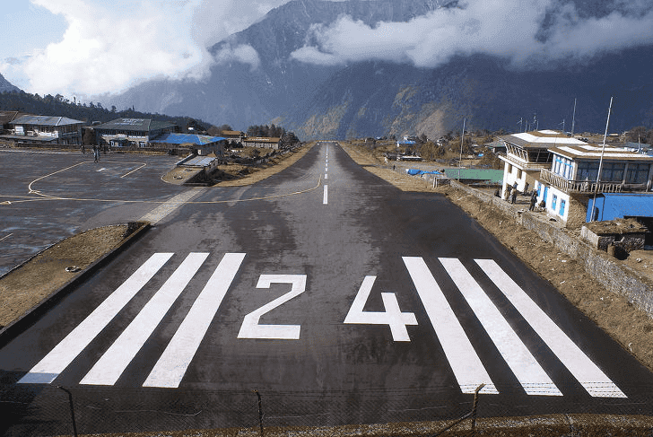 조종사가 뽑은 세상에서 가장 위험한 공항 TOP 10