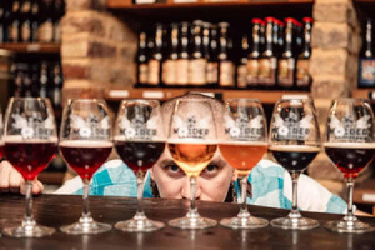 “벨기에의 크리스마스 맥주: 진정한 맥주 애호가를 위한 특별한 맛!”