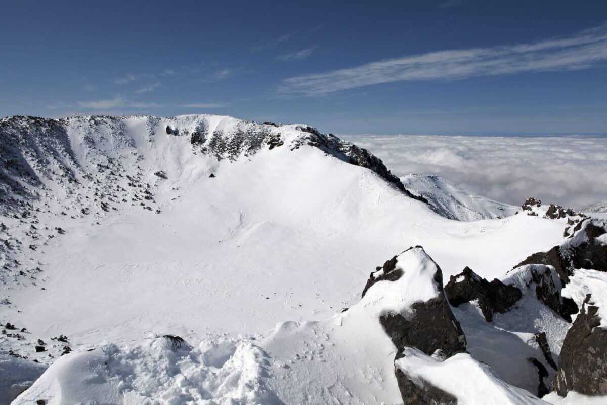 청정한 제주 자연에서 별빛과 설경을 만나는 겨울여행: ‘한라눈꽃버스’ 12월 21일 운행 시작!