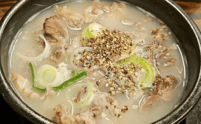 오늘N 약수역 순대골목 순댓국 점심n 45년 3대째 순대국 모둠내장 식당 위치