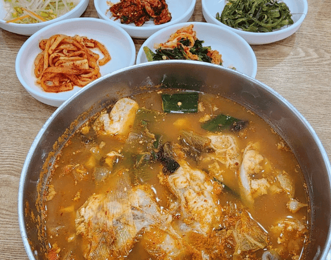 생생정보 삼척 곰치국 믿고 떠나는 스타의 고장 곰칫국 맛집 위치