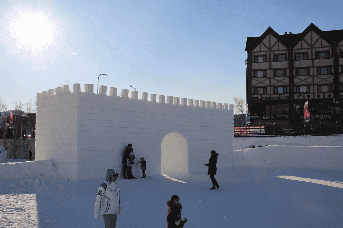 눈동이와 함께 떠나는 2025 대관령 눈꽃축제, 얼리버드 티켓부터 눈썰매장까지 총정리