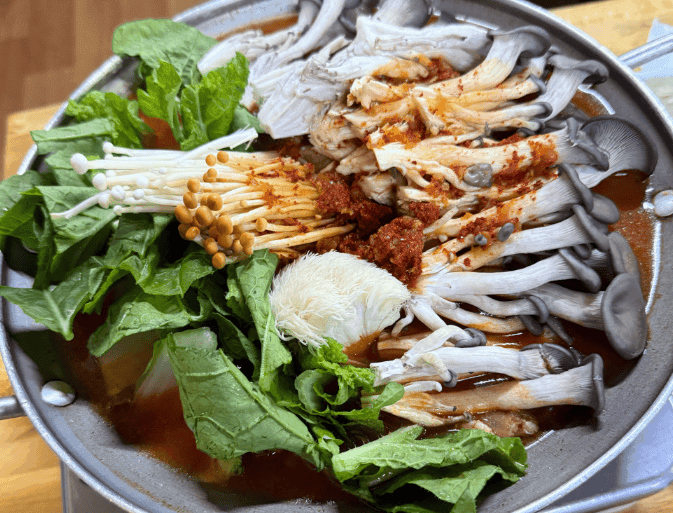 한끼에 얼마예요 버섯소고기전골 버섯소곱창전골 14000원 오늘n 포천 버섯전골 맛집 위치