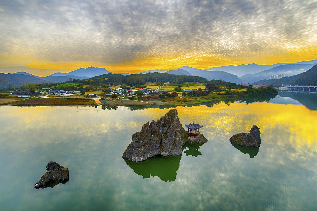 믿기 힘든 생존 스토리! 단양 시루섬을 기적의 다리라고 불리는 이유