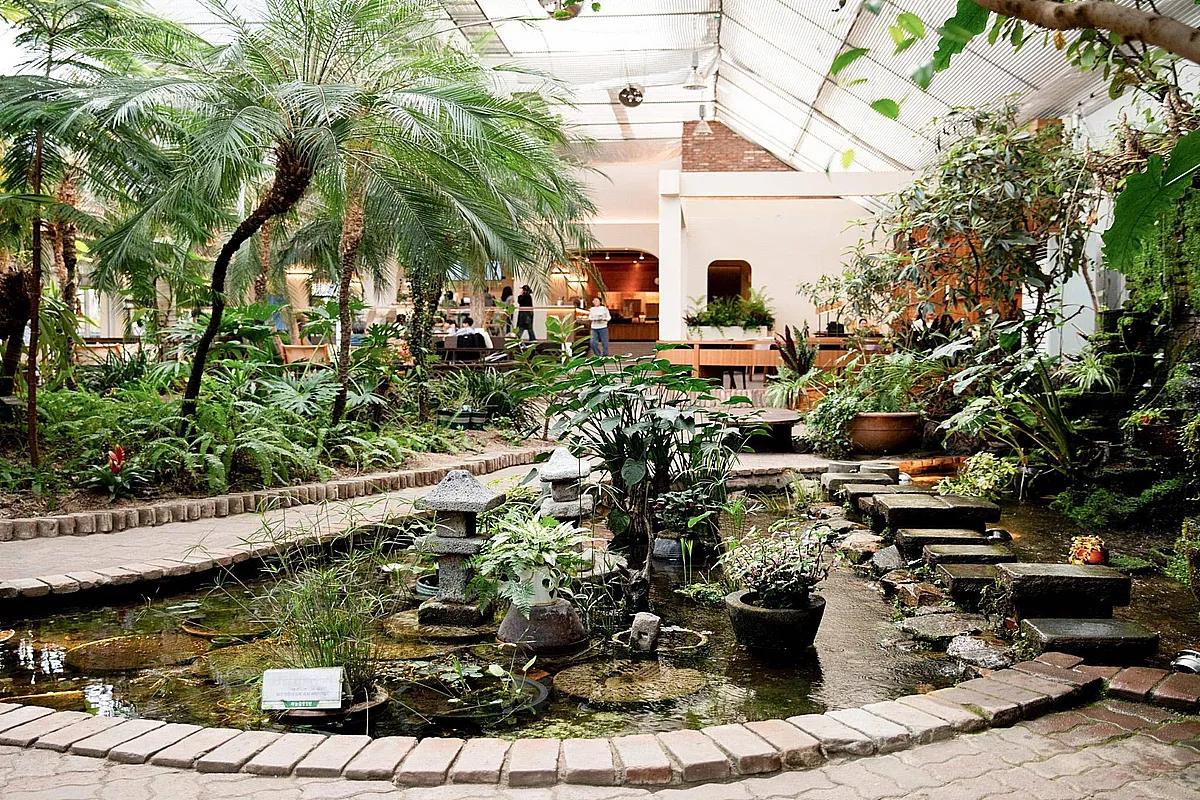 “이 봄에 새 단장”… 하늘물빛정원, 대전 근교 명소