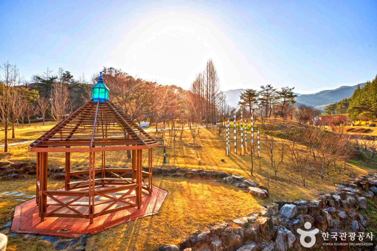 김천 가볼만한 곳 천년고찰부터 야경 명소까지