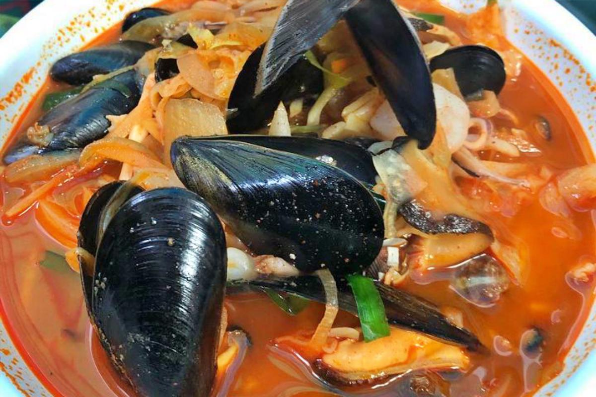 “바다향 진하게 퍼진다”… 군산 앞바다 해물 가득 짬뽕 맛집 BEST 5
