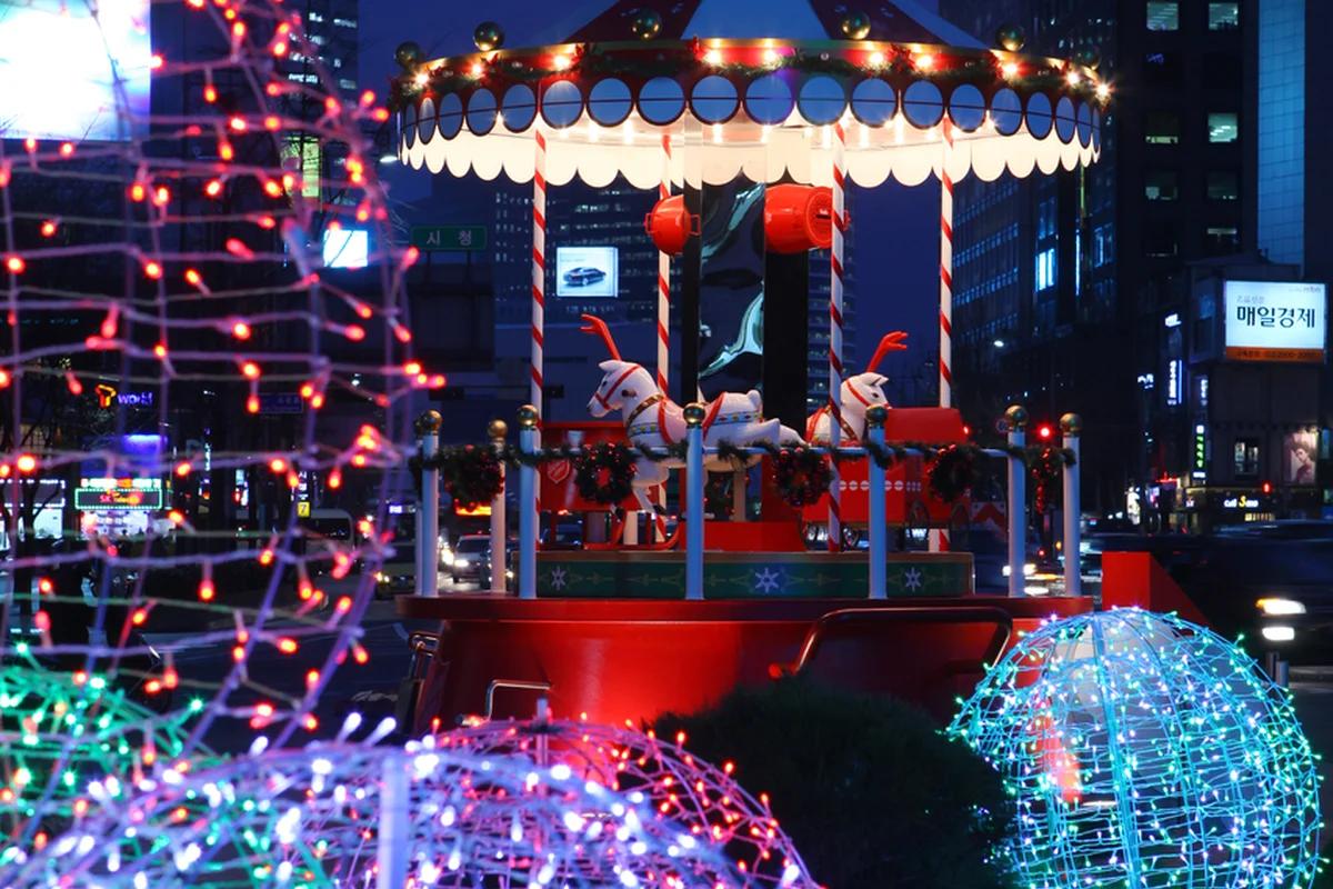 낭만과 설렘이 가득한 크리스마스 서울, 명동·코엑스 별마당 도서관 등 5곳