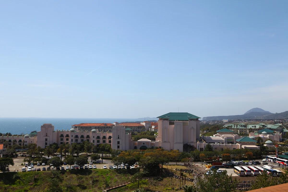 1월 겨울, 낭만 가득한 제주 중문 숙소 BEST 5  히든 클리프, 신라호텔, 롯데호텔