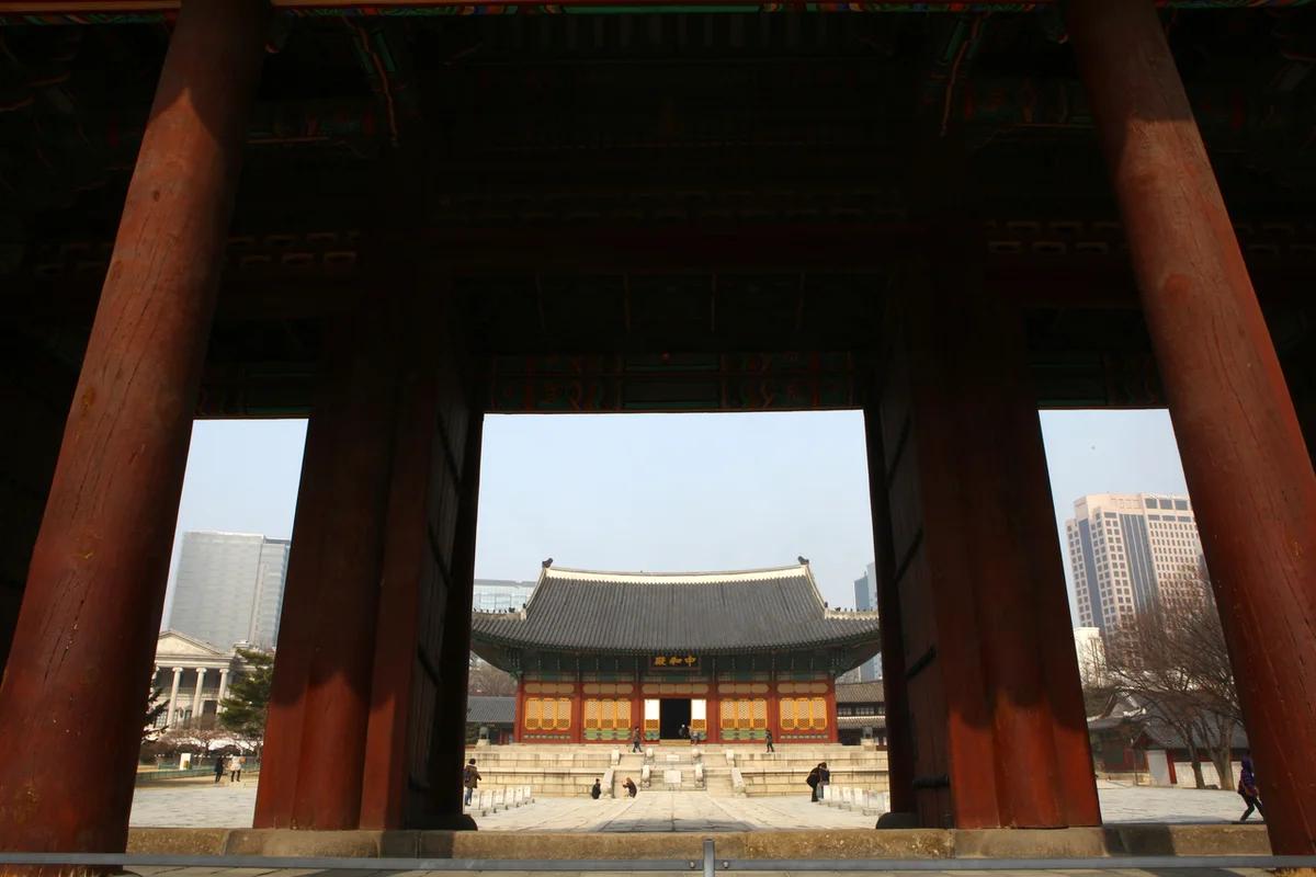 겨울 낭만 가득한 서울 하루 여행 코스 어디가 좋을까? 덕수궁 & 북촌한옥마을 BEST 6