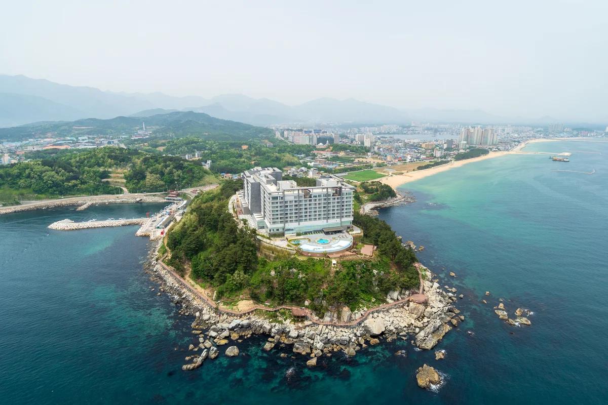 속초 더 블루 테라 BEST 5, 겨울 바다의 낭만과 함께 즐기는 특별한 경험