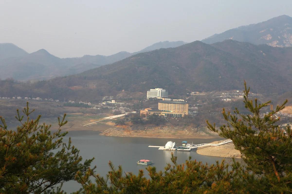 “따뜻한 물에 몸 녹이며 겨울 낭만 즐기세요!”… 2026 충주 호텔 BEST 5