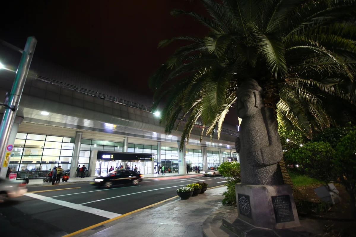 새하얀 겨울, 제주 국제 공항에서 시작하는 낭만적인 제주 여행 BEST 5