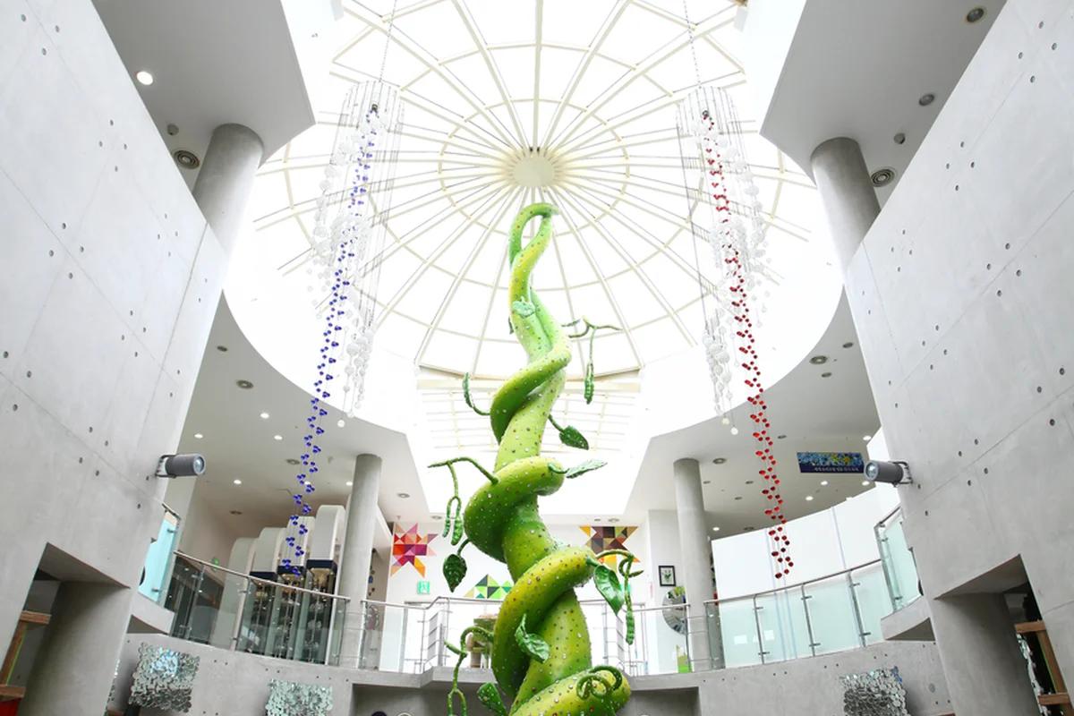 제주 겨울 여행 어디가 좋을까? 빛의 예술, 제주 유리 박물관과 함께하는 감성 투어 BEST 5