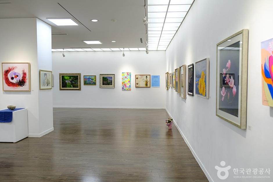 송파구립 예송미술관