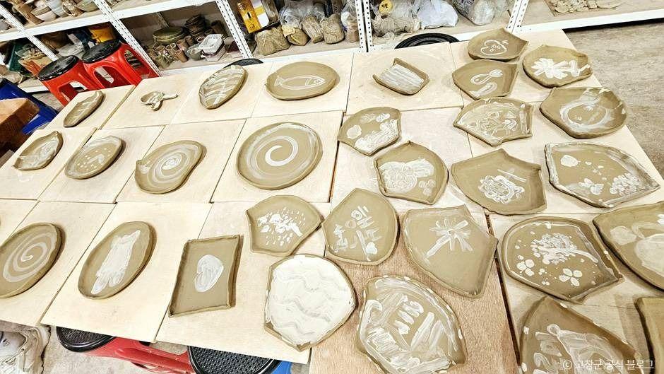 직접 빚어 만든 도자기가 단돈 1만 원?"... 전북 고창군 고창읍성 도예체험장