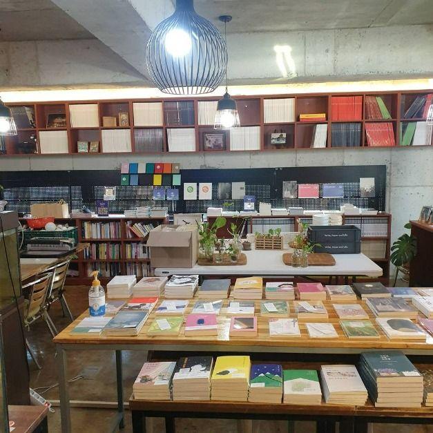 쓰다북스 x 원더러스트커피