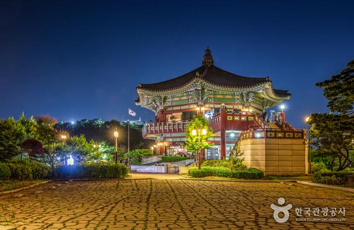 북악스카이 팔각정