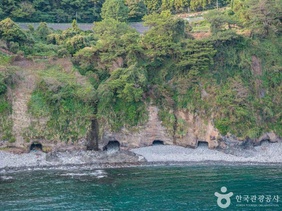 황우지해안열두굴