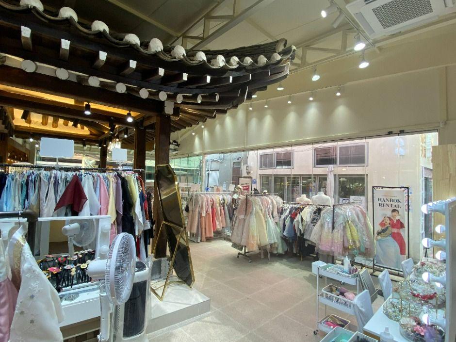 한복남 프리미엄점