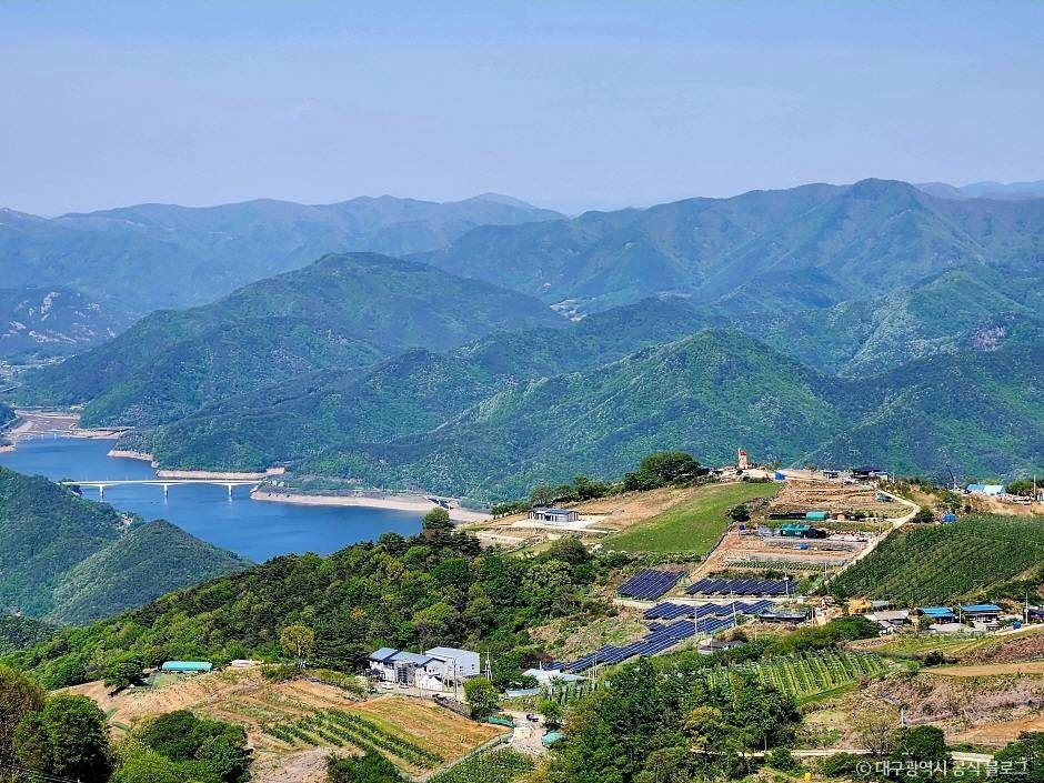 군위 화산산성 전망대