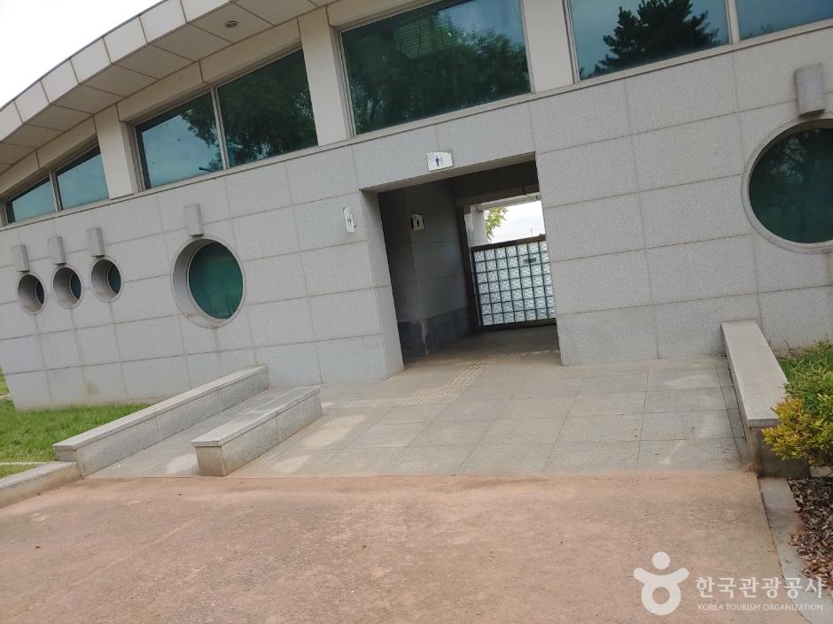 부안청자박물관